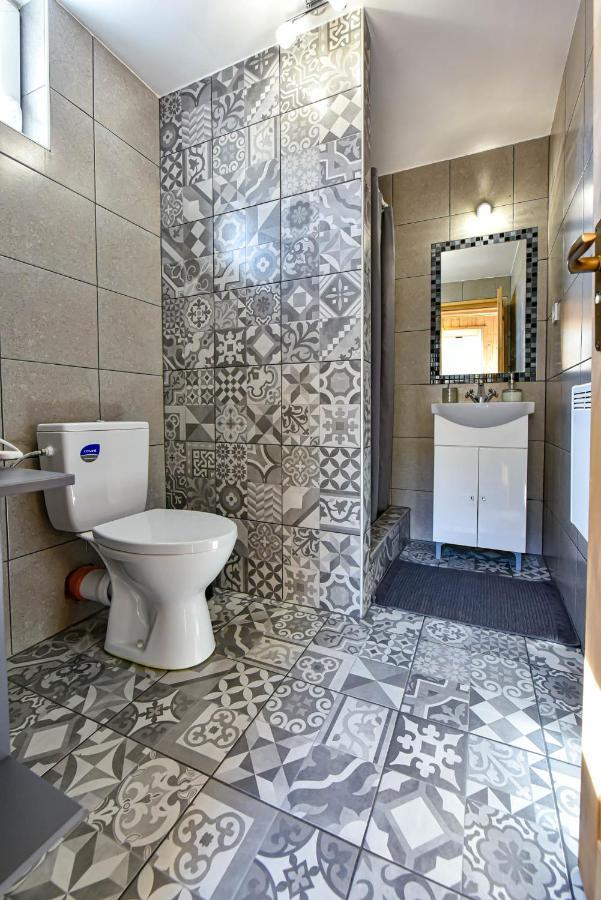 Fekete Rigo Vendeghaz Apartment Egerszalok Ngoại thất bức ảnh