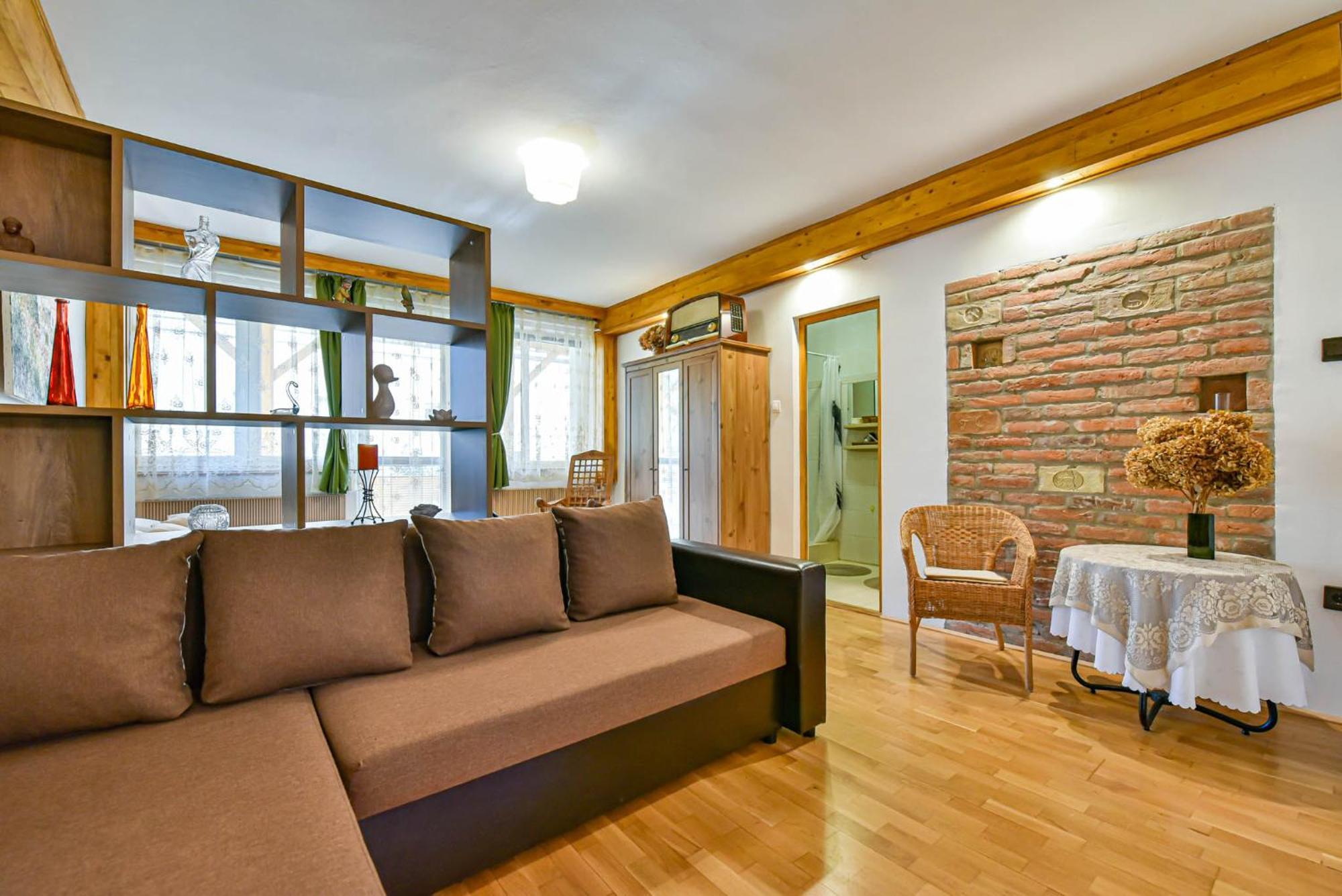 Fekete Rigo Vendeghaz Apartment Egerszalok Ngoại thất bức ảnh
